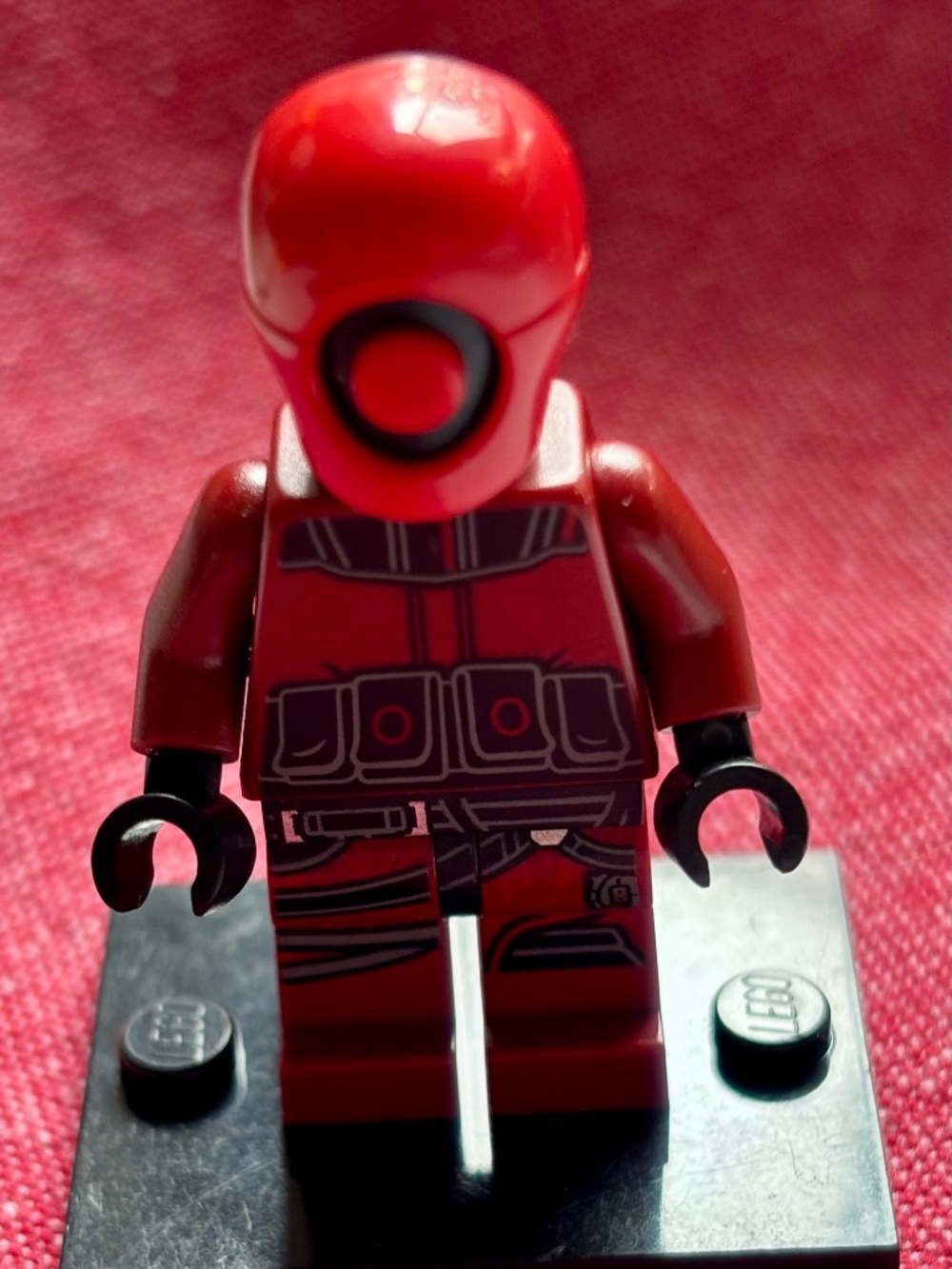 LEGO STAR WARS "Guavian Security Soldier" sw0839 with stand.